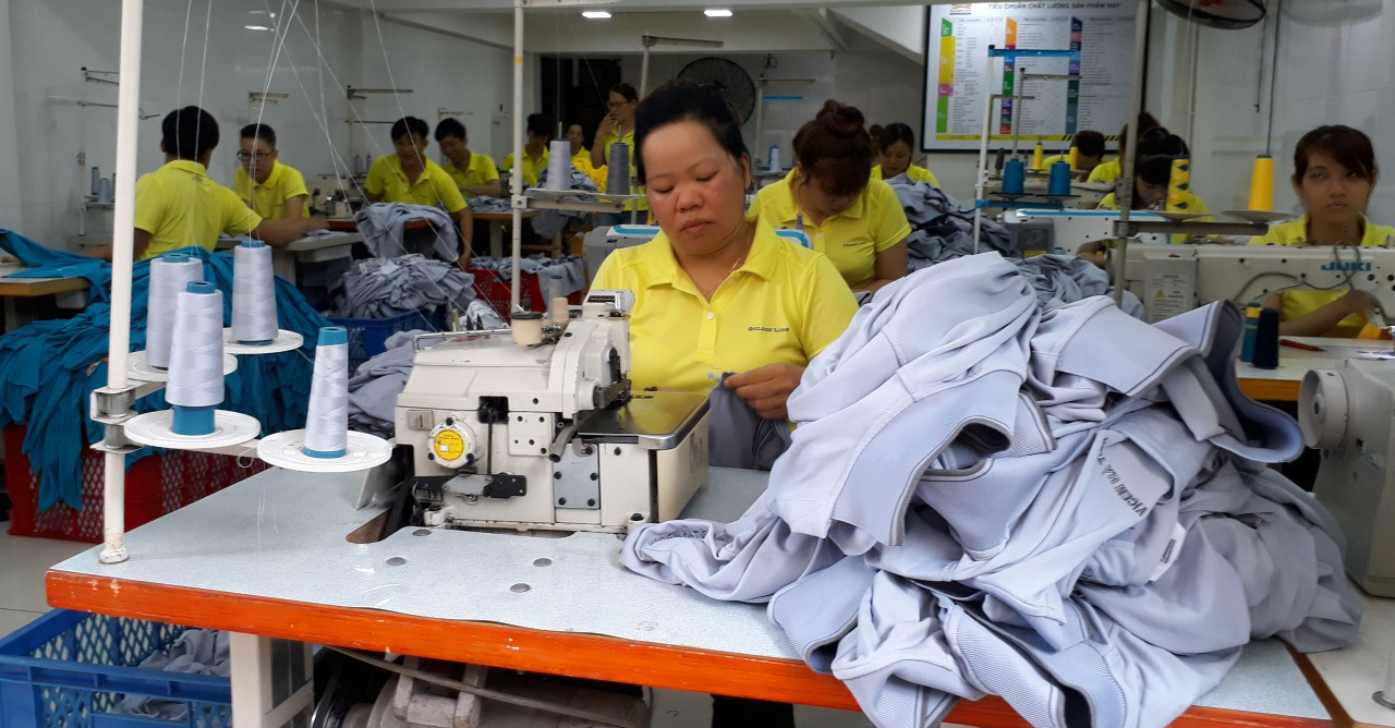 KINH NGHIỆM CHỌN XƯỞNG MAY ĐỒNG PHỤC UY TÍN – CHẤT LƯỢNG BẠN NÊN BIẾT