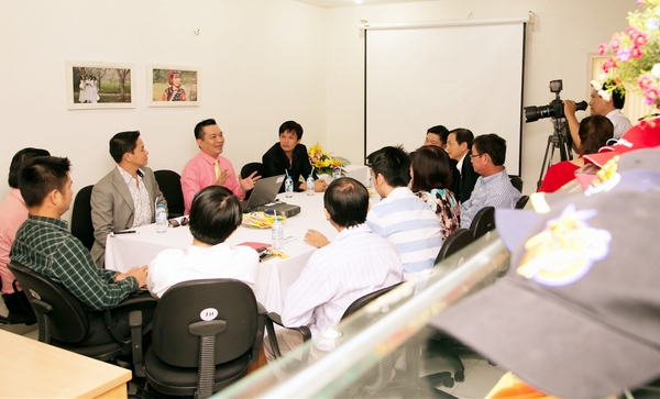 Sư Tử Vàng vinh dự đón tiếp đoàn chúc tết CLB DN Sài Gòn