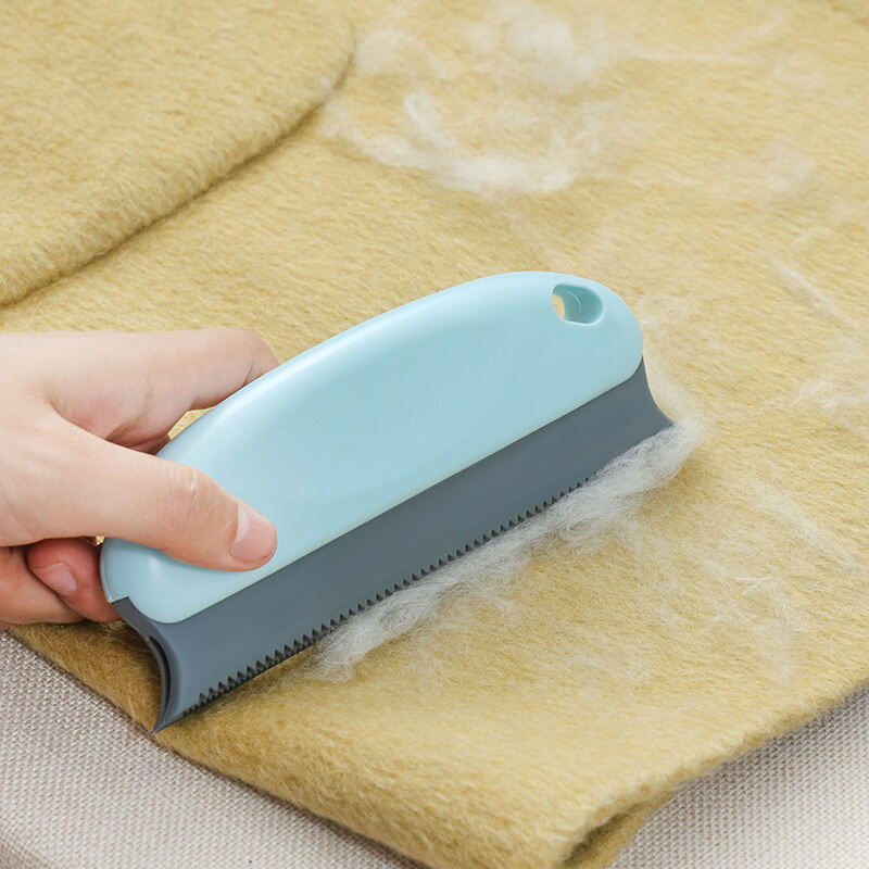 CÁCH XỬ LÝ QUẦN ÁO BỊ DÍNH LÔNG NHANH VÀ HIỆU QUẢ NHẤT