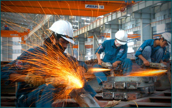 NHỮNG LƯU Ý KHI TRANG BỊ ĐỒ BẢO HỘ LAO ĐỘNG TRONG LĨNH VỰC CƠ KHÍ