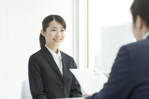 ĐỒNG PHỤC DOANH NGHIỆP CỦA NGƯỜI NHẬT CÓ GÌ ĐẶC BIỆT ?