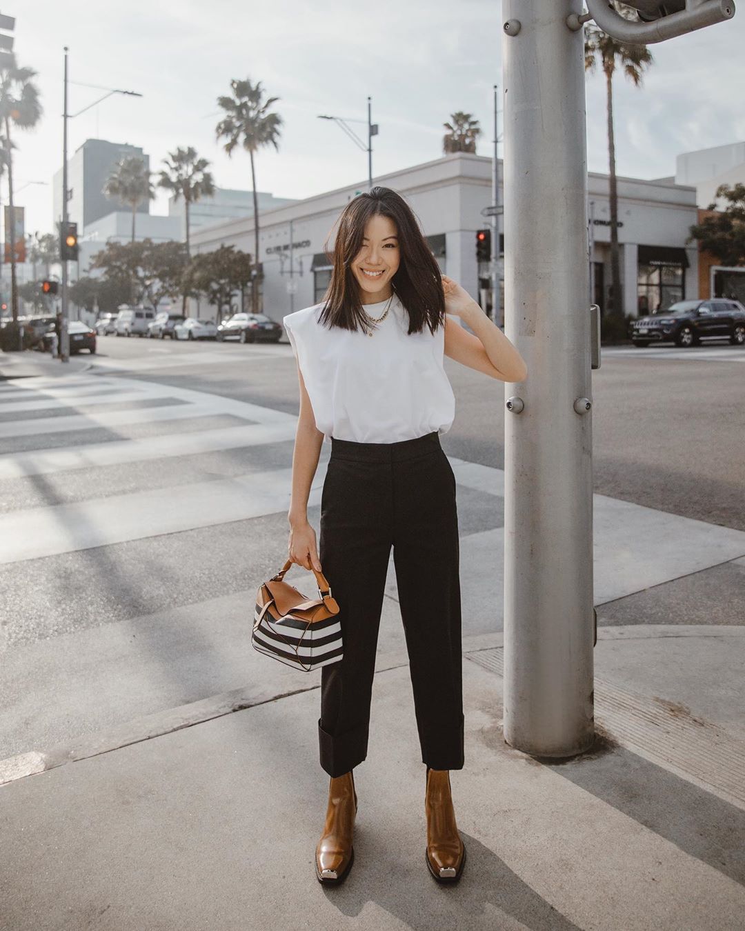 CẨM NANG PHỐI ĐỒ “OFFICE CHIC” SÁNG TẠO CHO CÔ NÀNG CÔNG SỞ
