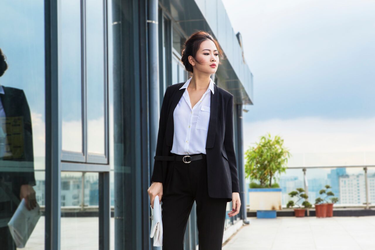 7 NGUYÊN TẮC VÀNG GIÚP BẠN MẶC ĐẸP CHỐN CÔNG SỞ