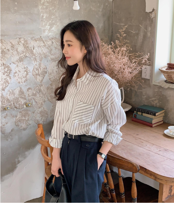 CÔ NÀNG CÔNG SỞ NÊN MẶC GÌ TRONG MÙA MƯA ?