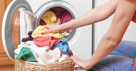 HƯỚNG DẪN CÁCH GIẶT ĐỒ BẰNG MÁY GIẶT SẠCH THƠM, BỀN MÀU