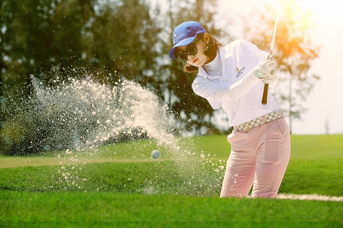 NHỮNG ĐIỀU ĐẶC BIỆT VỀ TRANG PHỤC TRÊN SÂN GOLF