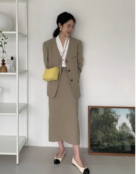 DIỆN ĐỒ ĐƠN GIẢN NHƯNG CỰC DUYÊN DÁNG THANH LỊCH NHỜ 5 TIPS SAU